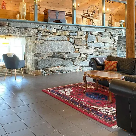Holiday home In With Wifi Starheim