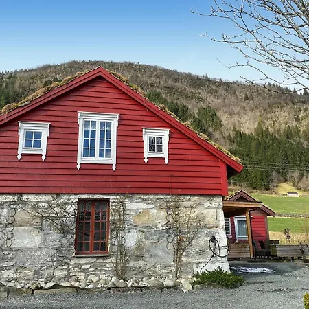 Holiday home In With Wifi Starheim